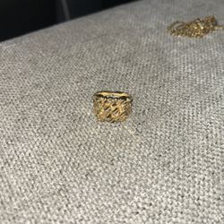10k Gold Nugget Ring 