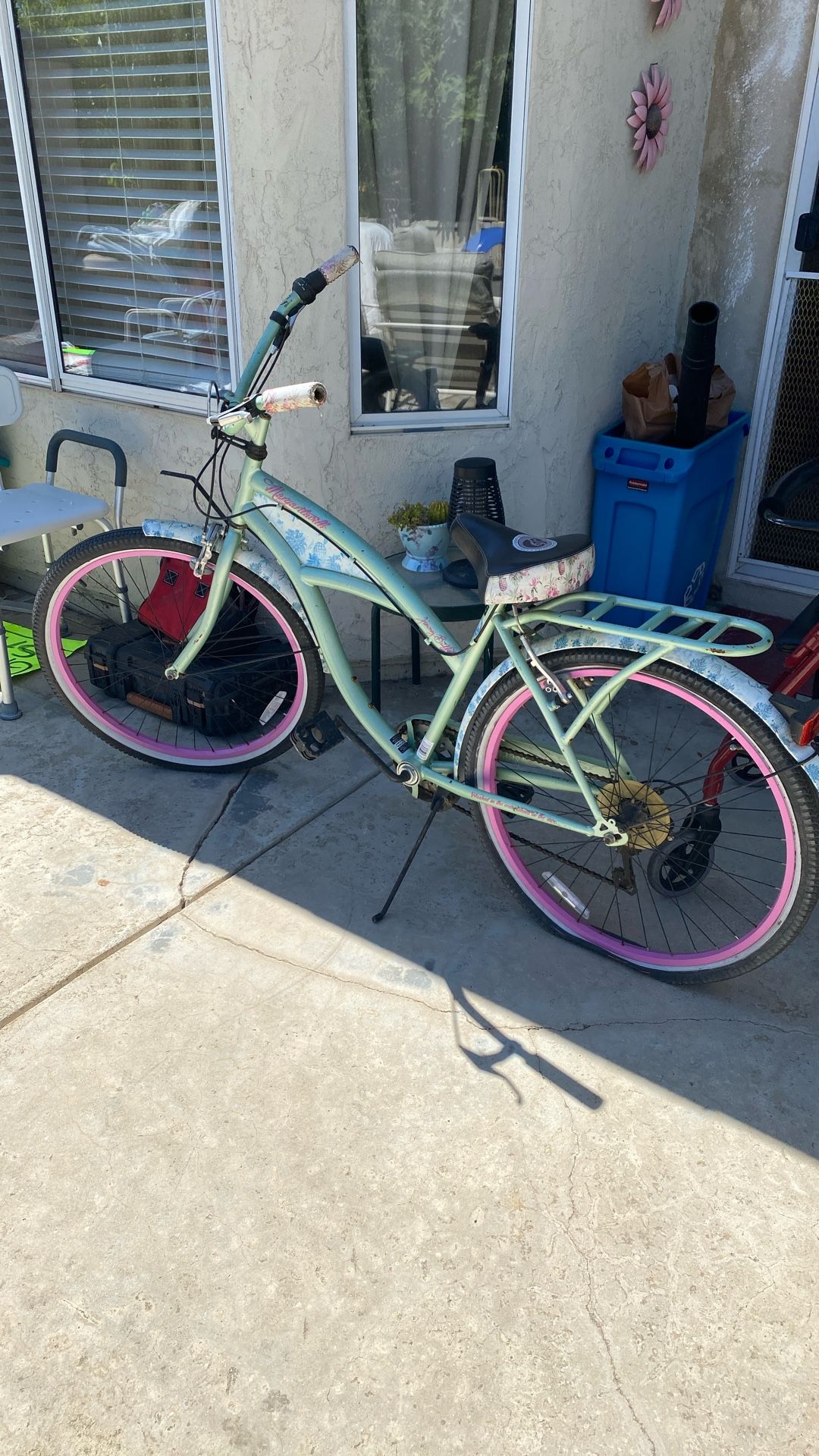 Girls Bike.