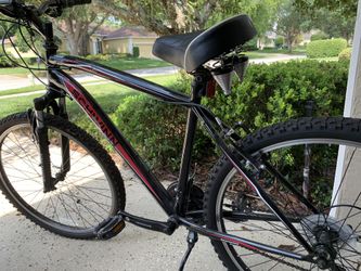 Men s Schwinn Sidewinder Mountain Bike for Sale in Orlando FL