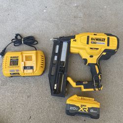 16 G Dewalt XR