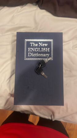 Dictionary Book Safe with Keys