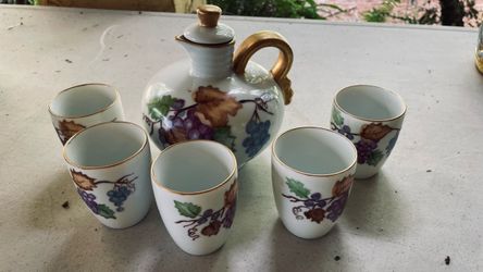 Pot and cups $50.00 CASH, TEXT FOR PRICES.