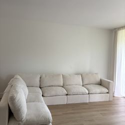 BRAND NEW SECTIONAL 
