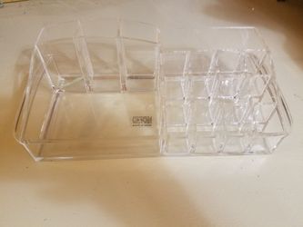 Makeup/lipstick organizer