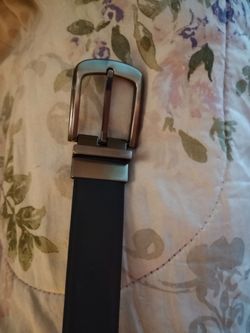 Men's belt, worn once, 34-in