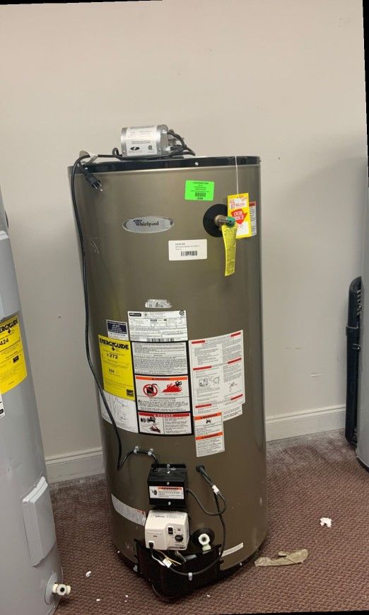 NEW WHIRLPOOL  WATER HEATER 50 GALLON LIQUIDATION SALE TODAY 🔥🔥 BP