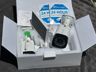 Solar Motion-Activated LED Security Light with Realistic Dummy Camera Housing PIR Sensor 800LM Floodlight