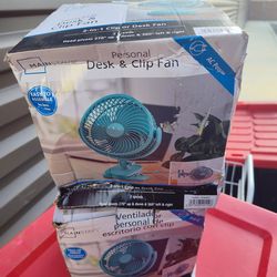 Small clip fans