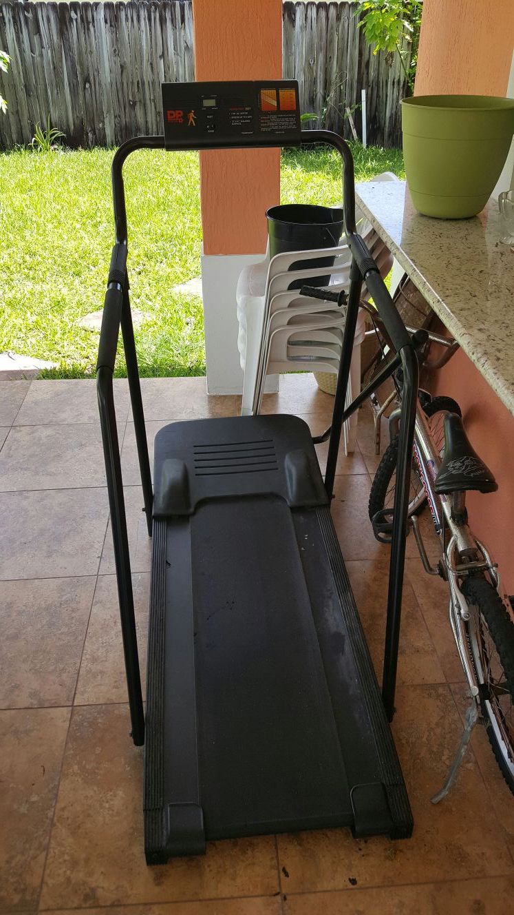 DP fit for life treadmill transport 8937