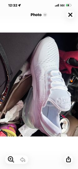 Nike 270 s
