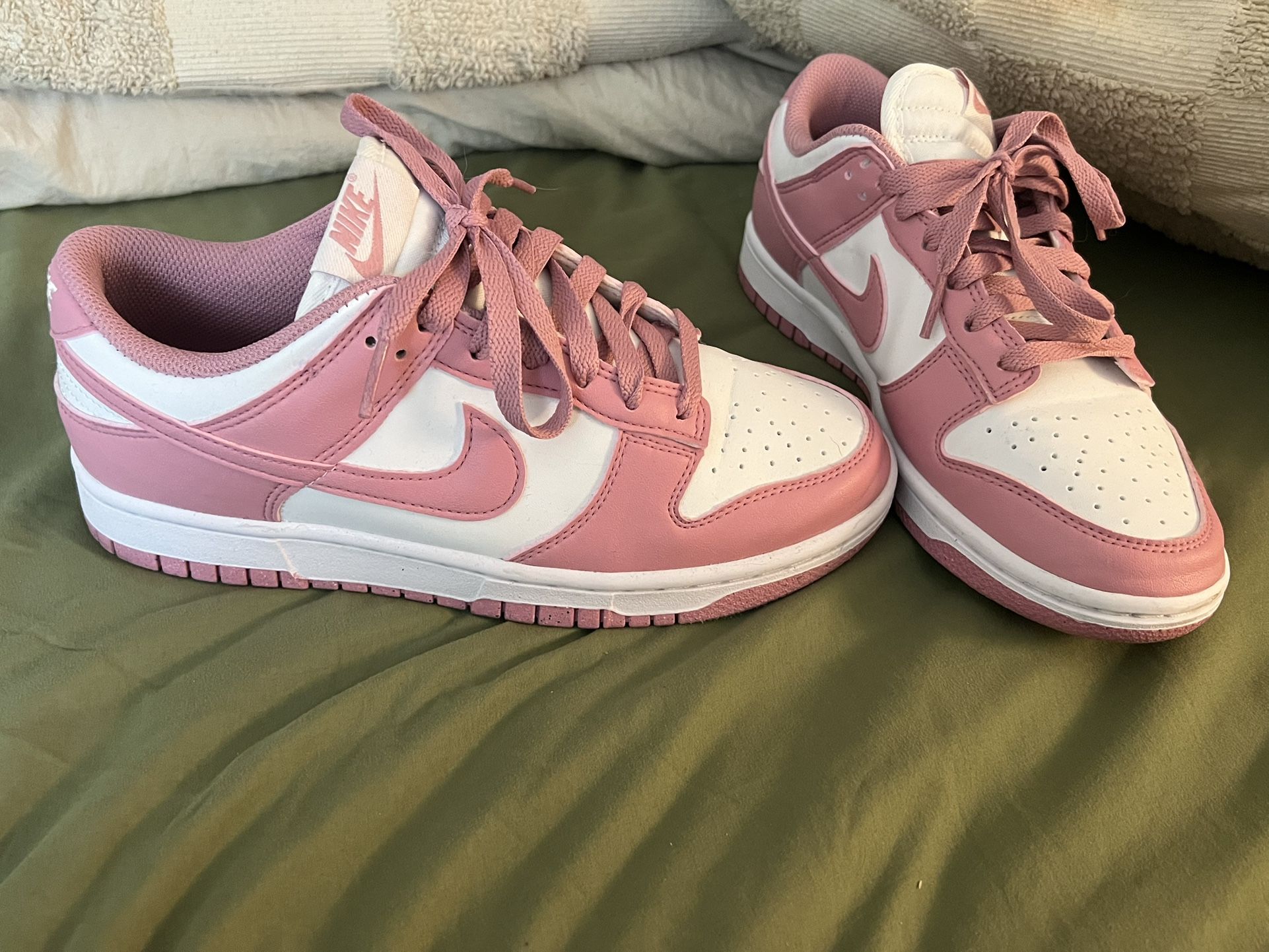 Women’s Pink Nike