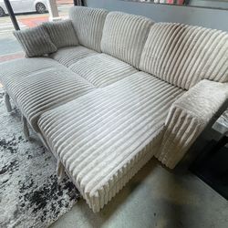 Soft Like Silk Reversible sectional w/Pull out bed On Sale Now! 