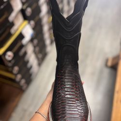 men boots 