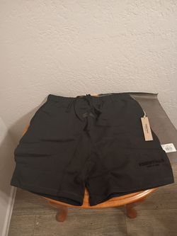 Essentials Shorts
