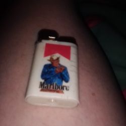 Marlboro Lighter (Still Works)