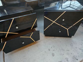 Modern Black & Gold Bedroom Set – 6 Drawer Dresser + 2 Nightstands