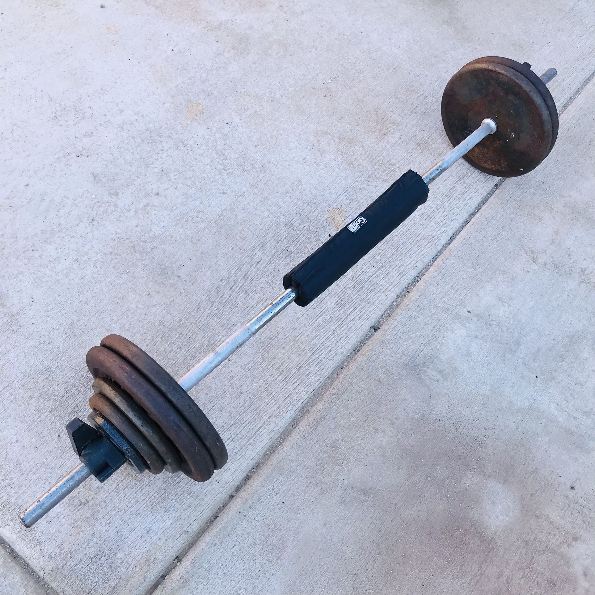 135 Lbs Weights + Barbell + Collars + Foam Pad