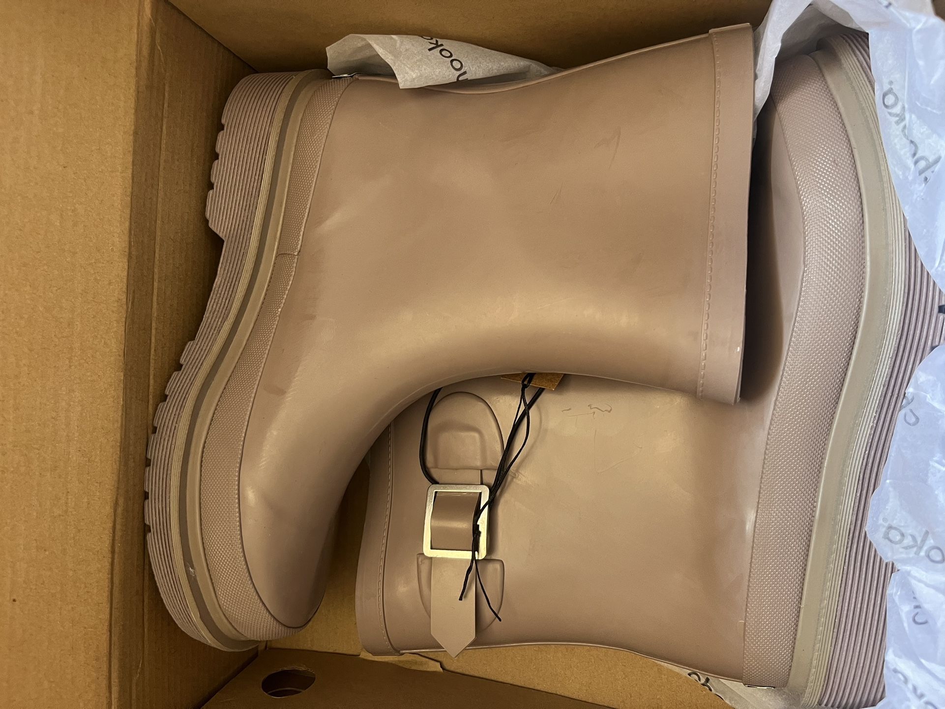 Women’s Rain Boots