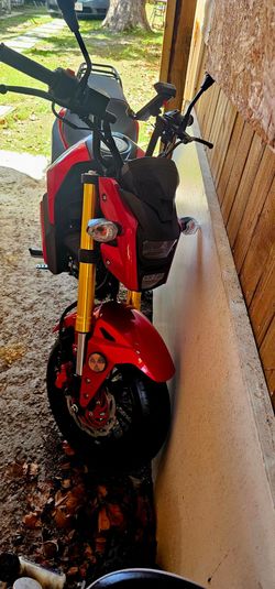 2024 Dongfang 125cc Motorcycle - Clean Title (828 mi)