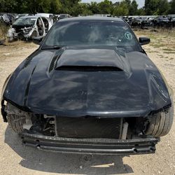 2011 Ford Mustang GT 5.0L For Parts
