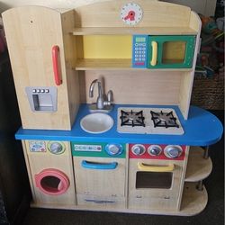 Kids Play Kitchen 