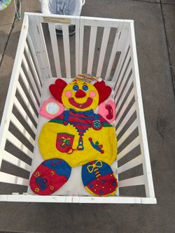 Foldable crib/ playpen