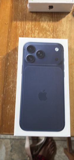 iPhone 16 Pro Max And iPhone 17 Pro Max