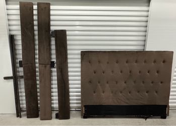 Used Queen Size Dark Brown Bed Frame With Headboard & Footboard