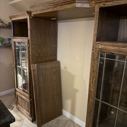 Hutch / Entertainment Center