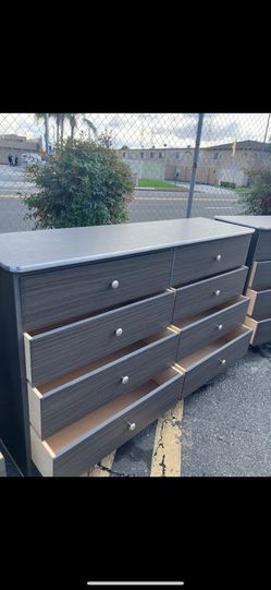 New 8 Drawer Dresser