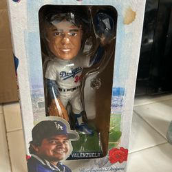 Dodger Fernando Valenzuela Bobblehead 2025