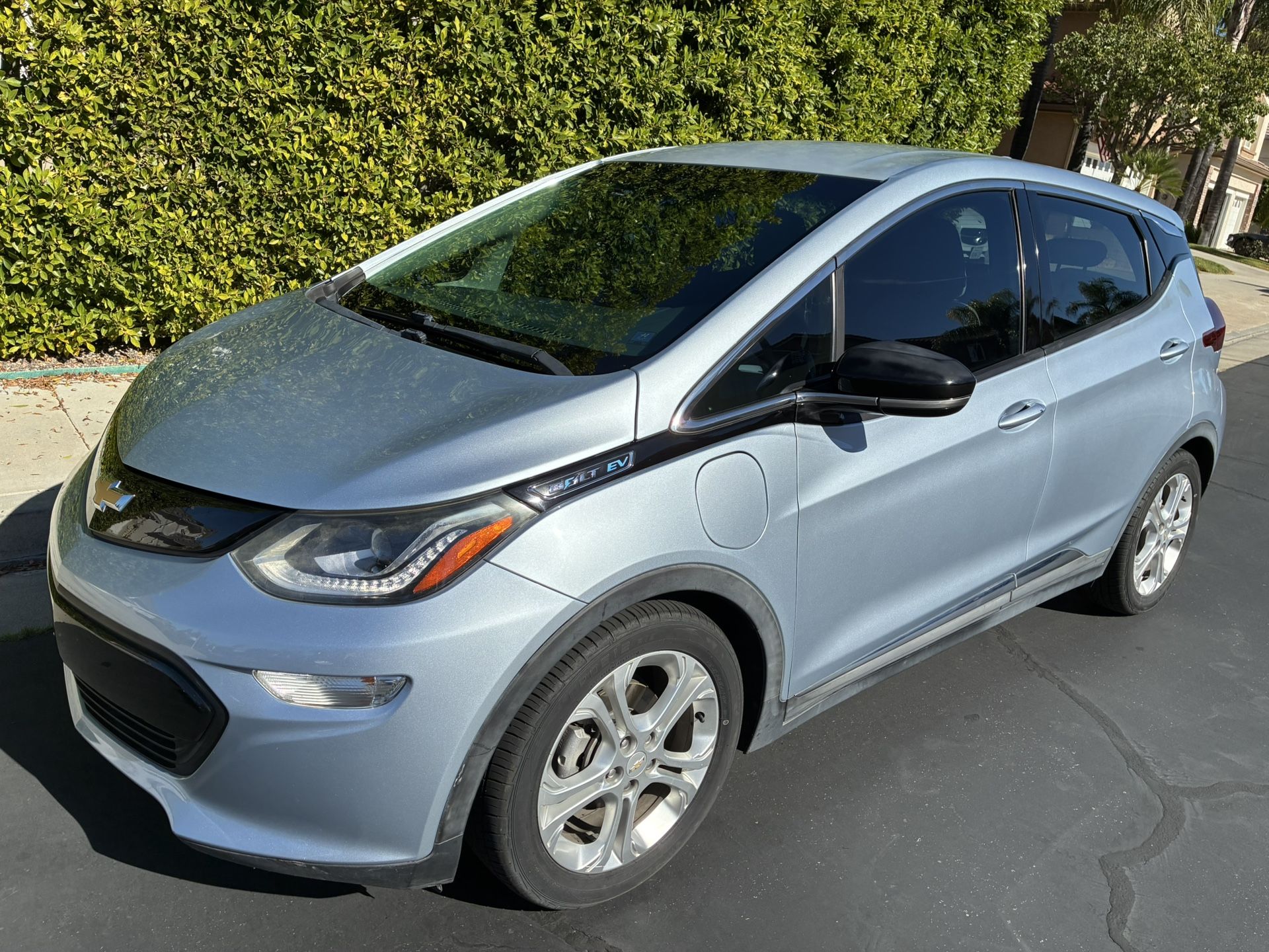 2017 Chevy Bolt LT Blue Great Commuter, Low Cost