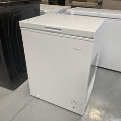 White 5.0 Cu. Ft. Chest Freezer