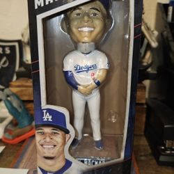 Manny Machado Bobble Head Dodgers #8 2018