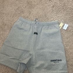 Dark oat essential shorts