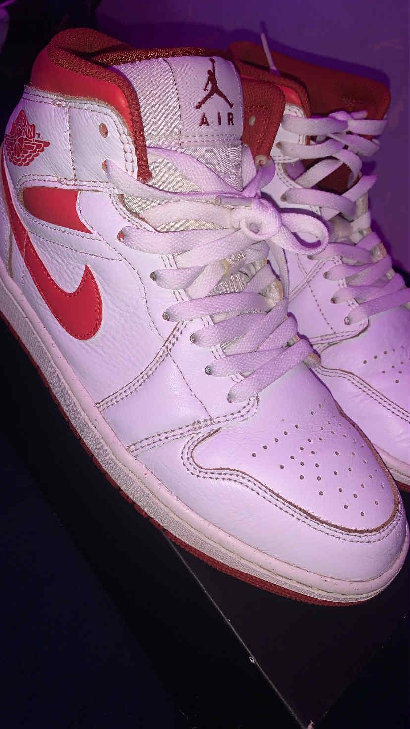 Jordans Mids 