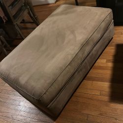 Ottoman With Storage 