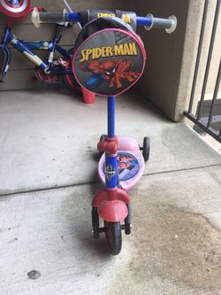 Huffy Spider-Man scooter