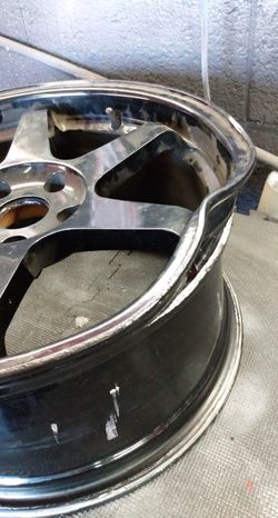 CRACKED BENT WHEELS