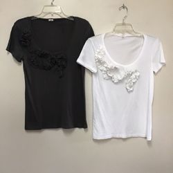 Women’s J. CREW 100% cotton short sleeve tops… White- small… Gray- medium…$5 Each