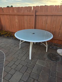 Patio table