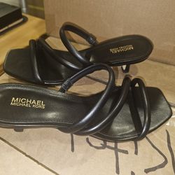 Michael Kors Kitten Heels Size 6 and A half 