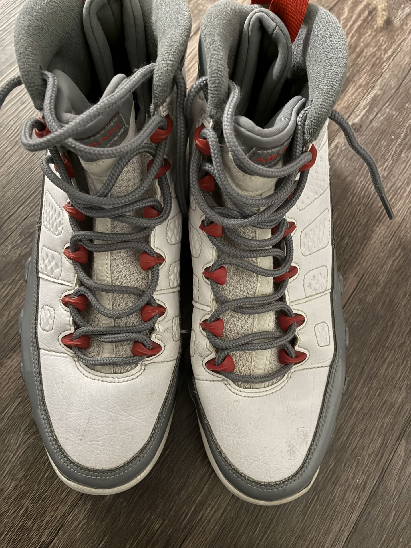 Fire Reds Grey Jordan 9 Fire Reds for Sale in Round Rock, TX - OfferUp