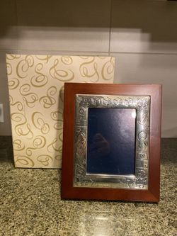 Electric Musical Frame