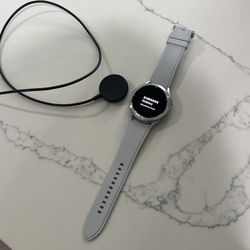 Samsung Galaxy Watch 4 - 46mm - GPS only