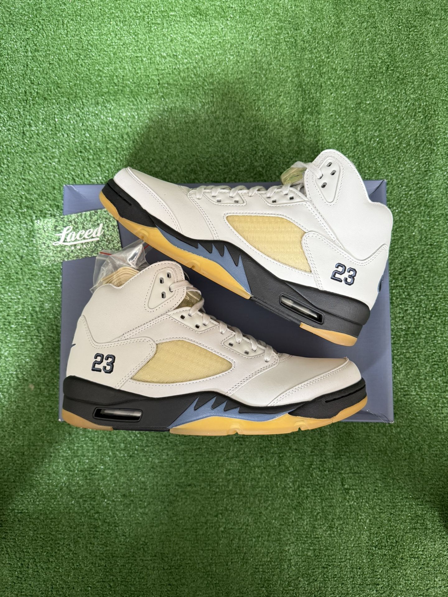 DS Air Jordan 5 A Ma Maniere Dawn