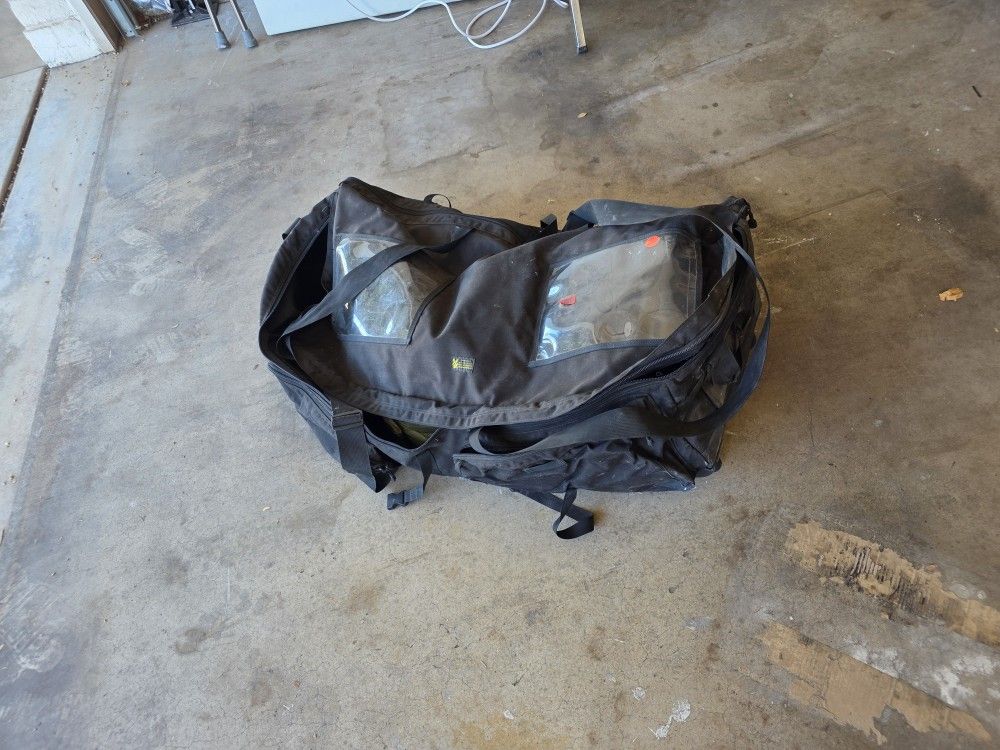 London Bridge Trading Company Military Deployment Rolling Duffle