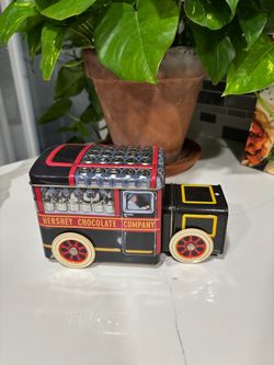 Hershey Tin