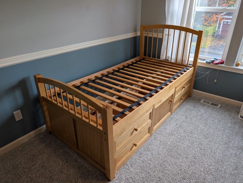 Twin Wood Bed And Mattress