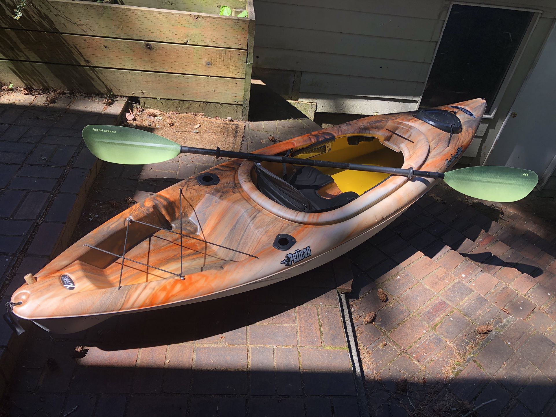 10ft Kayak! PRICE IS FIRM